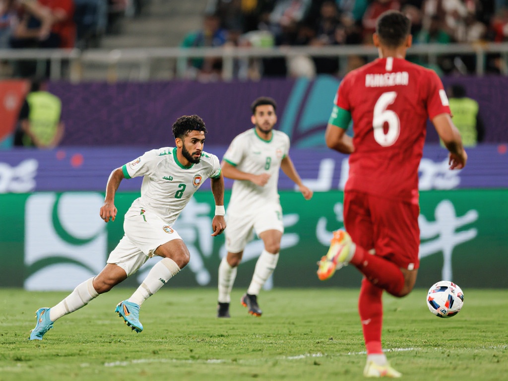 “眼镜飞人”谢震业创新高，险些出局引发热议